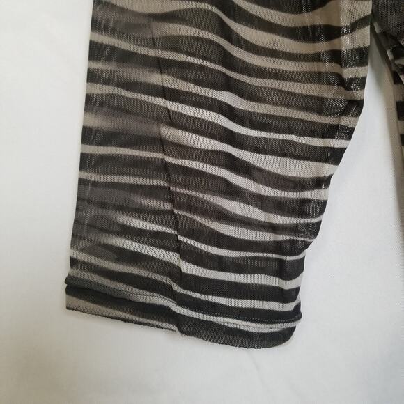 Tribal Animal Print Sheer Layered Ruffle Top 3/4 Slv Scp Neck Black Gray Sz XXL - Picture 5 of 10